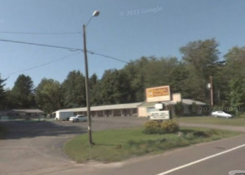 Vacationland Motel  - Another Name Illegible